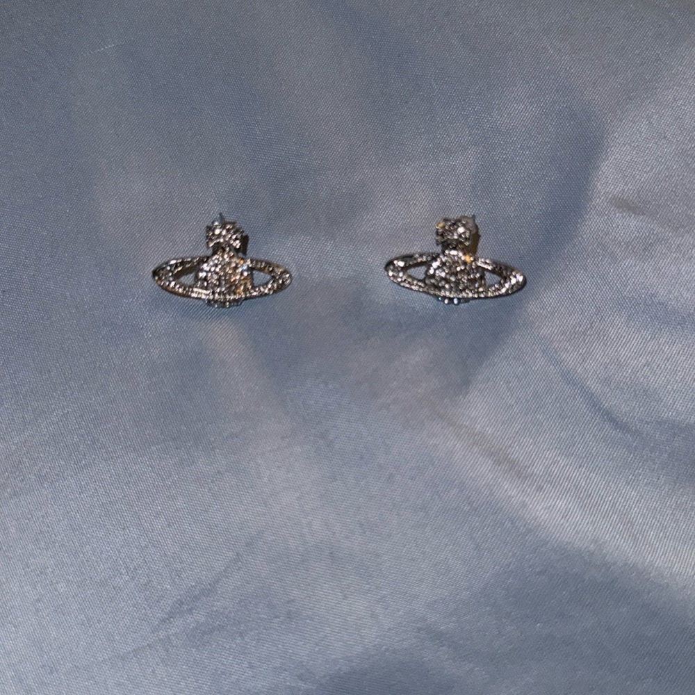 Silver mens earring with lab diamonds,
